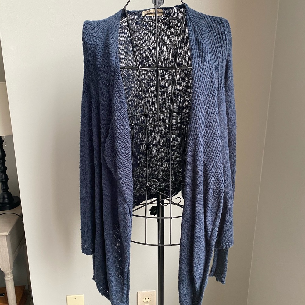 Hollister cardigan